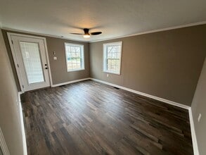 110 Meek St in Martin, TN - Building Photo - Building Photo