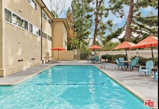 11138 Aqua Vista St, Unit 9 in North Hollywood, CA - Building Photo - Building Photo