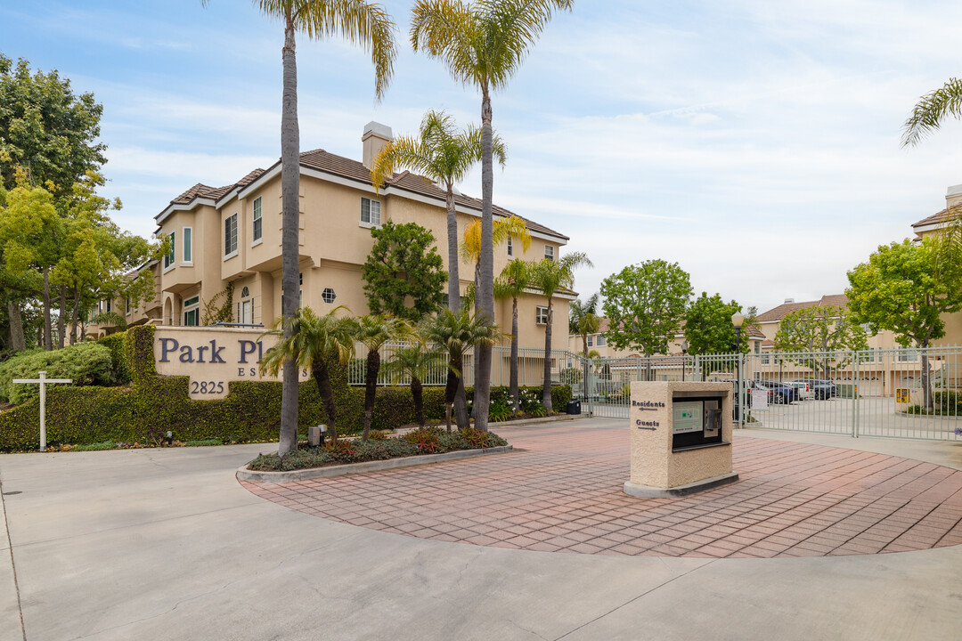 Park Plaza in Torrance, CA - Foto de edificio