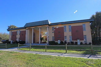 Stone Crest in Pinellas Park, FL - Building Photo - Building Photo