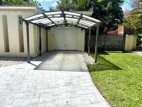 4190 Pamona Ave in Miami, FL - Building Photo - Building Photo