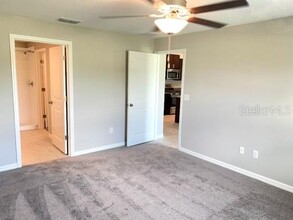10390 Scarlet Skimmer Dr in Riverview, FL - Building Photo - Building Photo