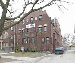 3227 W Wells St Apartamentos