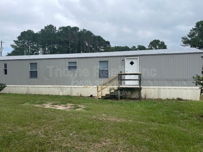 property at 39 Travis Ln