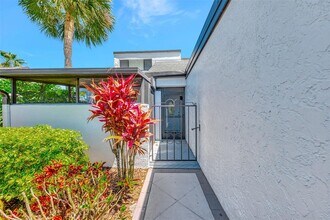 3141 Heatherwood Ln in Sarasota, FL - Building Photo - Building Photo