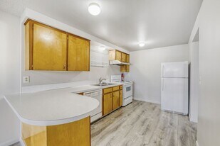 3610 Oakes Ave in Everett, WA - Building Photo