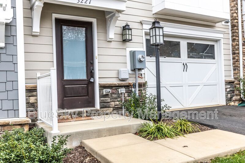 3227 Bergen St in Charlottesville, VA - Building Photo
