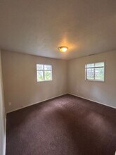 4831 Oliver St in Fort Wayne, IN - Building Photo - Building Photo