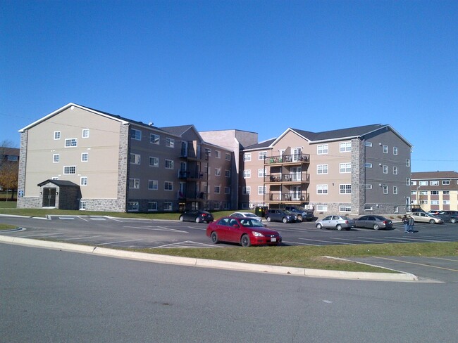 34 Abbott Ct in Fredericton, NB - Building Photo - Building Photo