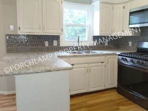 3045 Chaminade Ct SW in Grandville, MI - Building Photo - Building Photo