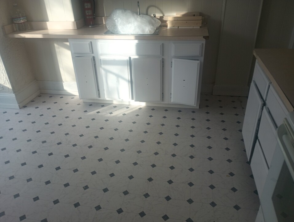 117 S 7th St in Easton, PA - Building Photo