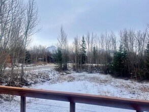 780 N Esty Dr in Palmer, AK - Building Photo - Building Photo