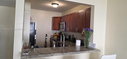 15304 SW 72nd St in Miami, FL - Building Photo - Building Photo