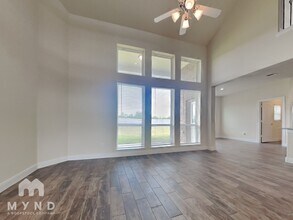 11823 Champion's Frst Dr in Mont Belvieu, TX - Building Photo - Building Photo