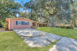 5908 Fairview Ave in Savannah, GA - Building Photo - Building Photo