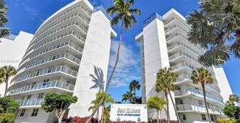 2731 NE 14th Street Causeway in Pompano Beach, FL - Building Photo