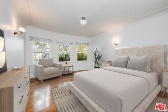 1211 S Genesee Ave in Los Angeles, CA - Building Photo - Building Photo