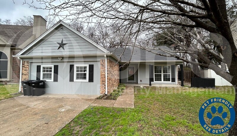 2105 Smokey Mountain Trail in Mesquite, TX - Building Photo