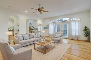 1412 Castle Ct in Houston, TX - Building Photo