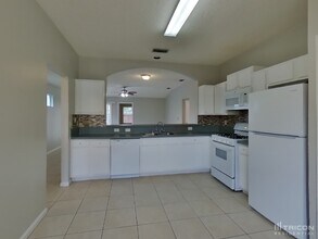 7319 Volley Dr N in Jacksonville, FL - Building Photo - Building Photo