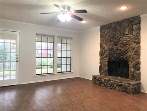 1613 Jasmine Ln in Plano, TX - Foto de edificio - Building Photo
