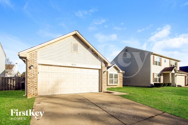 8407 Fort Sumter Dr in Indianapolis, IN - Building Photo - Building Photo