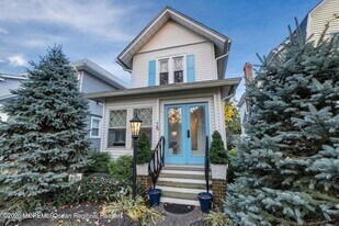 15 Buena Vista Ct in Allenhurst, NJ - Building Photo