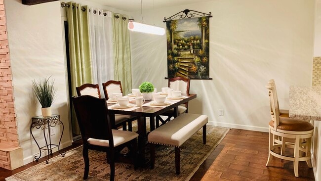 property at 2828 N 61st Pl