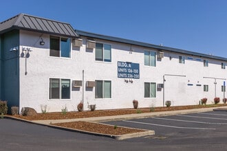 Hope Landing in Sacramento, CA - Building Photo - Building Photo