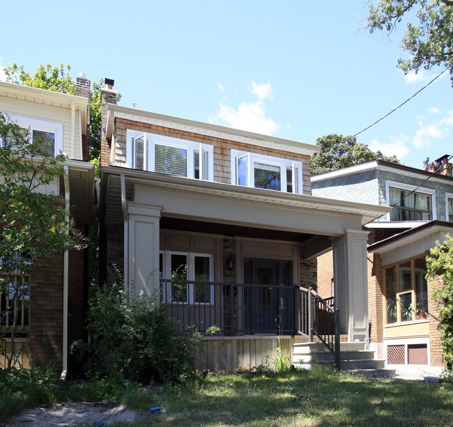 272 Armadale Ave in Toronto, ON - Building Photo - Building Photo