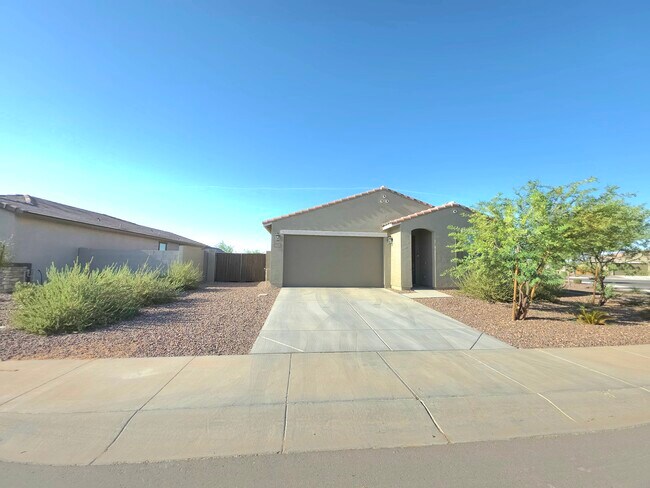 17969 W College Dr in Goodyear, AZ - Building Photo - Building Photo