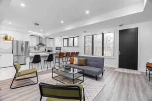 585 Queens Ave, Unit SI ID1388886P in London, ON - Building Photo