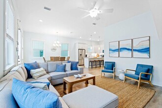 29 Serene Wy in Santa Rosa Beach, FL - Foto de edificio - Building Photo
