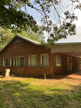 8000 North St in Nacogdoches, TX - Foto de edificio - Building Photo