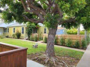 8377 Dunbarton Ave in Los Angeles, CA - Building Photo - Building Photo