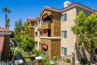 Park on Bell in Phoenix, AZ - Building Photo - Building Photo