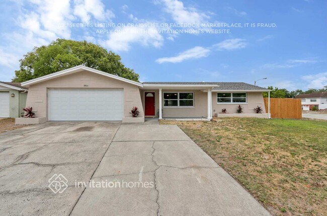 8903 Cochise Ln in Port Richey, FL - Building Photo - Building Photo
