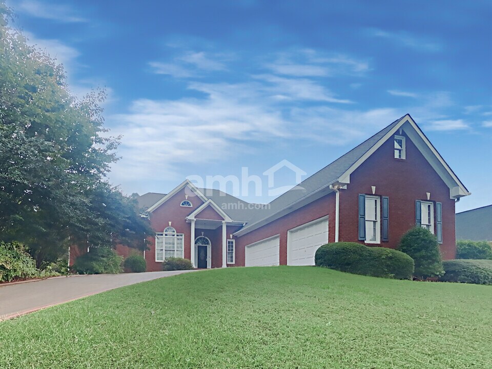 4850 Duncans Lake Dr NE in Buford, GA - Building Photo
