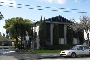 18 Huntwood Way Apartments