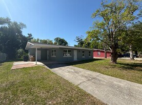 1809 5th Ave W in Palmetto, FL - Building Photo
