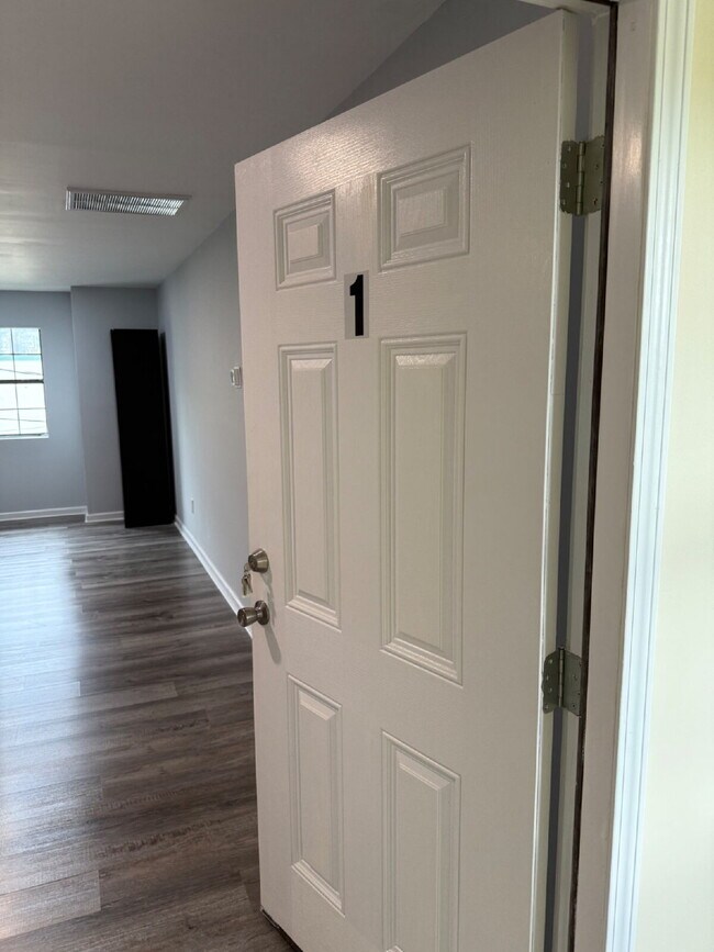 property at 751 Moormans Arm Rd
