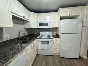 2910 Rubideaux St in Tampa, FL - Building Photo - Building Photo