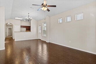 119 Creekside Villa Dr in Kyle, TX - Building Photo - Building Photo