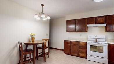 3827 Phoenix St in Ames, IA - Building Photo - Building Photo