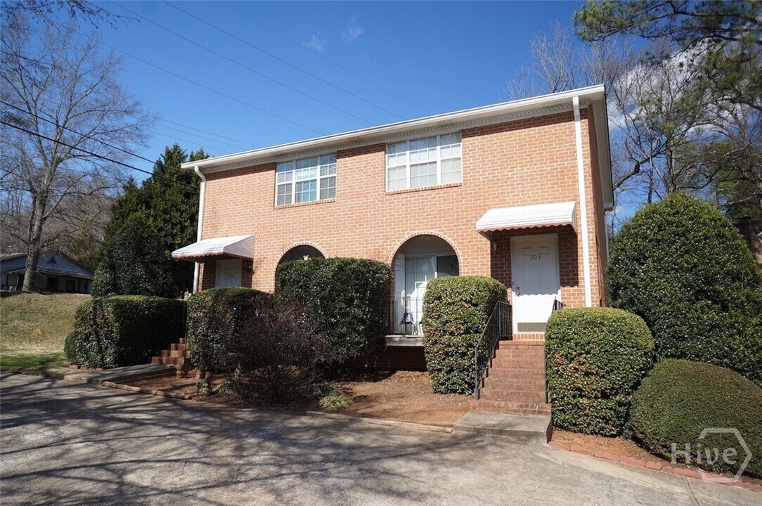 103 Sleepy Creek Dr in Athens, GA - Building Photo