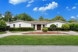 2325 NE 191st St in Aventura, FL - Building Photo - Building Photo