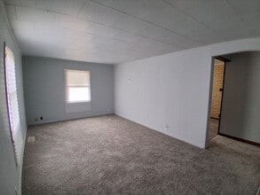 913 Forrest St in Danville, IL - Building Photo - Building Photo