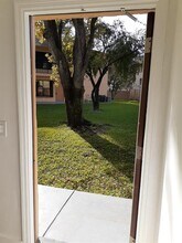 2735 W 66th St in Hialeah, FL - Building Photo - Building Photo