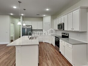 3013 Rolling Acrs Rd in Green Cove Springs, FL - Building Photo - Building Photo