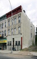 423 Throop Ave in Brooklyn, NY - Building Photo